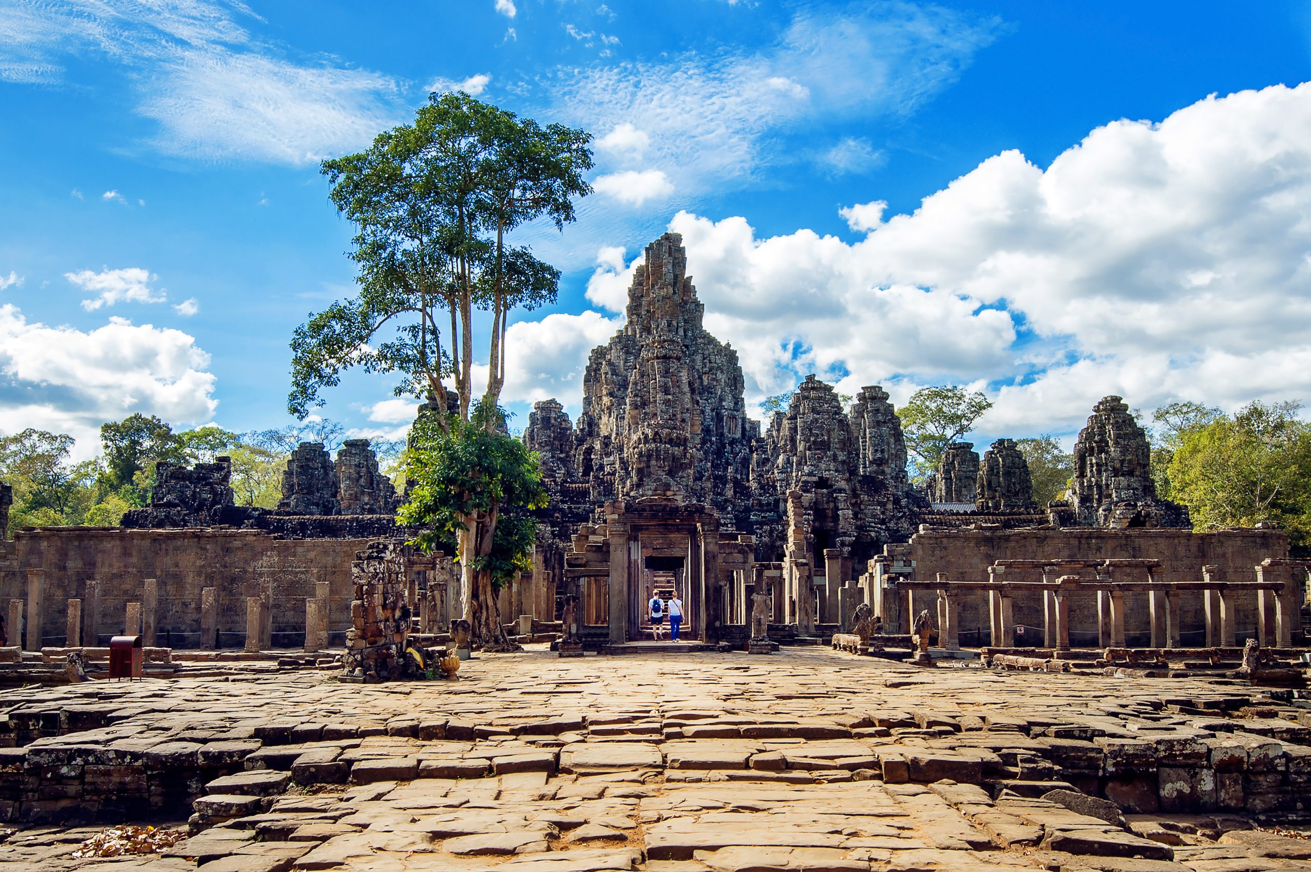 Thaiwander Travel Best Tour Agency in Bangkok, Thailand Bayon Temple With Giant Stone Faces, Angkor Wat, Siem Reap, Camb