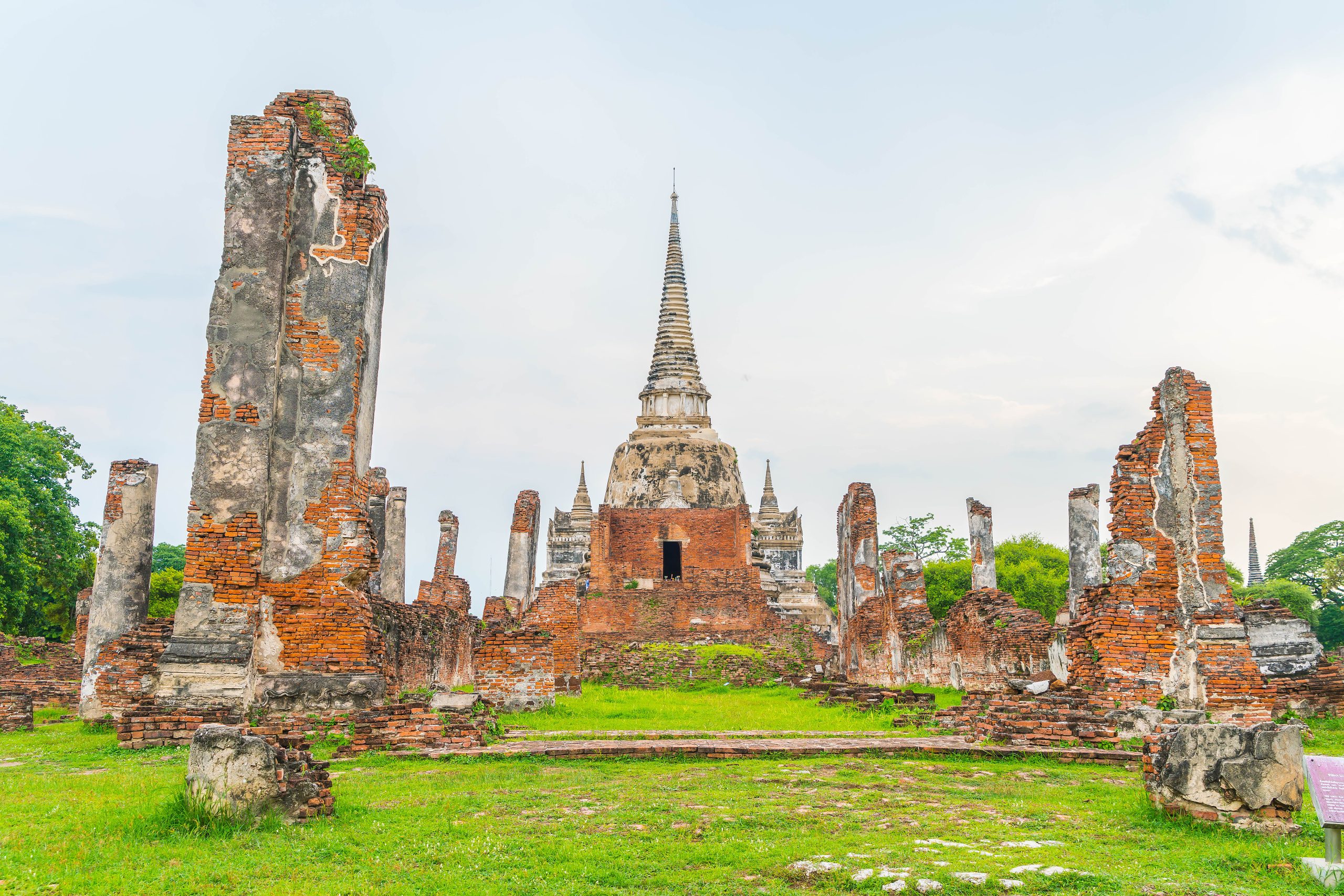 Thaiwander Travel Best Tour Agency in Bangkok, Thailand Beautiful Old Architecture Historic Of Ayutthaya In Thailand