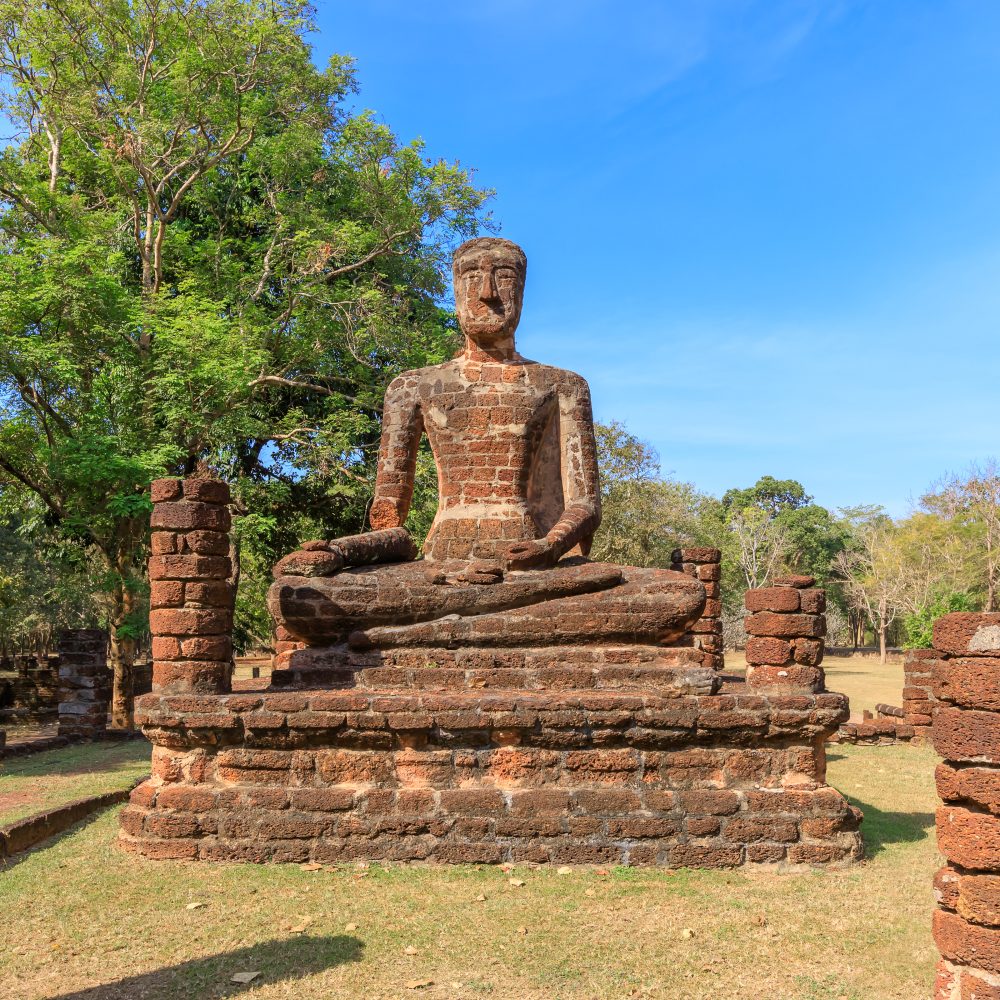 Thaiwander Travel Best Tour Agency in Bangkok, Thailand Sitting Buddha Statue At Wat Sing Temple In Kamphaeng Phet Histo