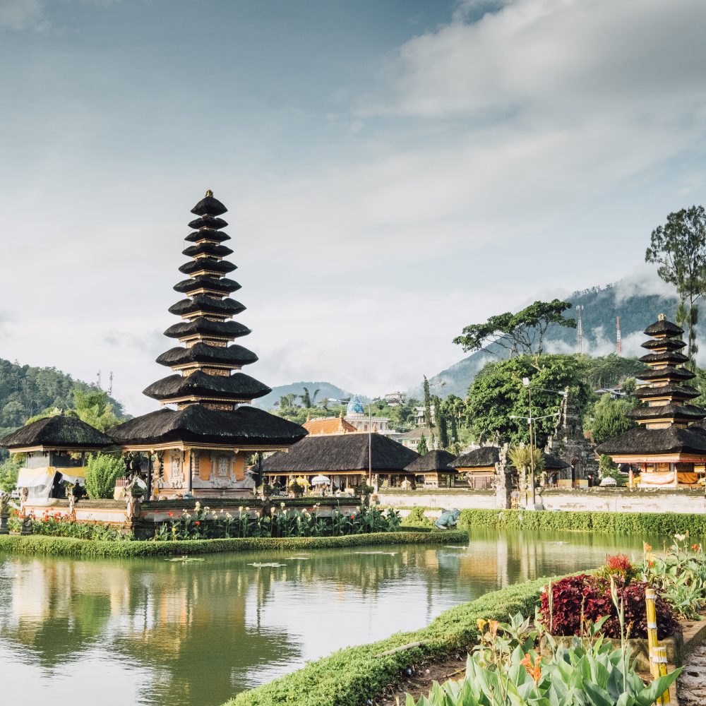 Thaiwander Travel Best Tour Agency in Bangkok, Thailand Bali Pagoda , Indonesia