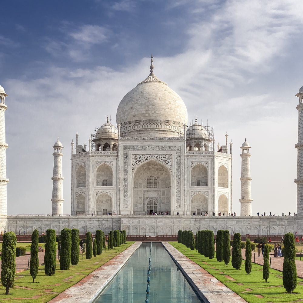 Thaiwander Travel Best Tour Agency in Bangkok, Thailand Mesmerizing Shot Of The Famous Historic Taj Mahal In Agra, India