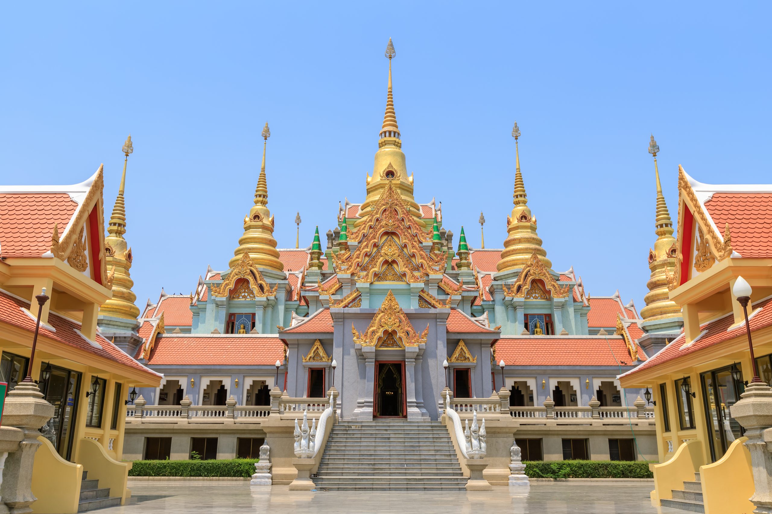 Thaiwander Travel Best Tour Agency in Bangkok, Thailand Phra Mahathat Chedi Phakdee Prakat Pagoda On Top Of Mountain At
